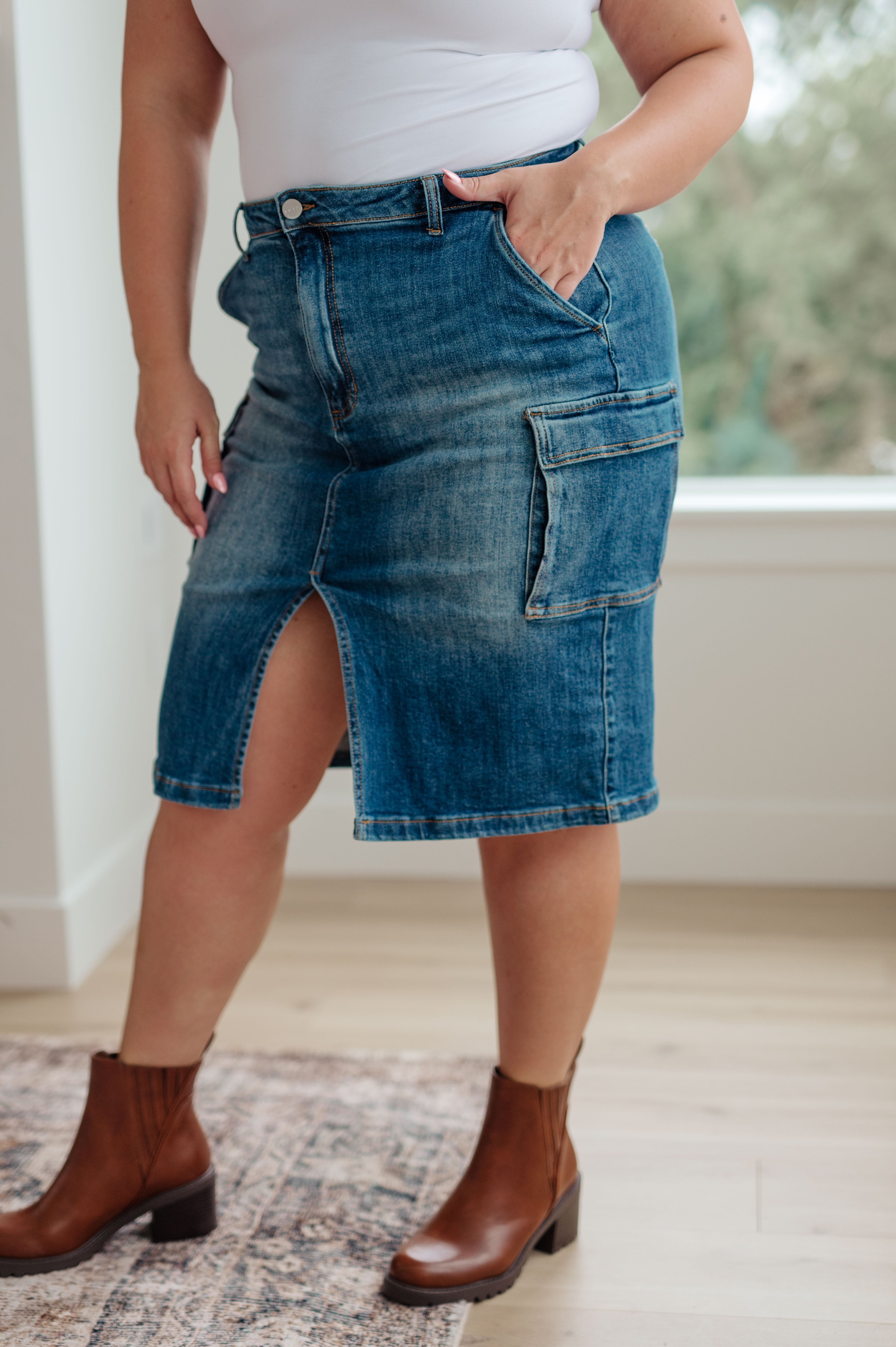 AlwaysBeThereCargoDenimSkirt8