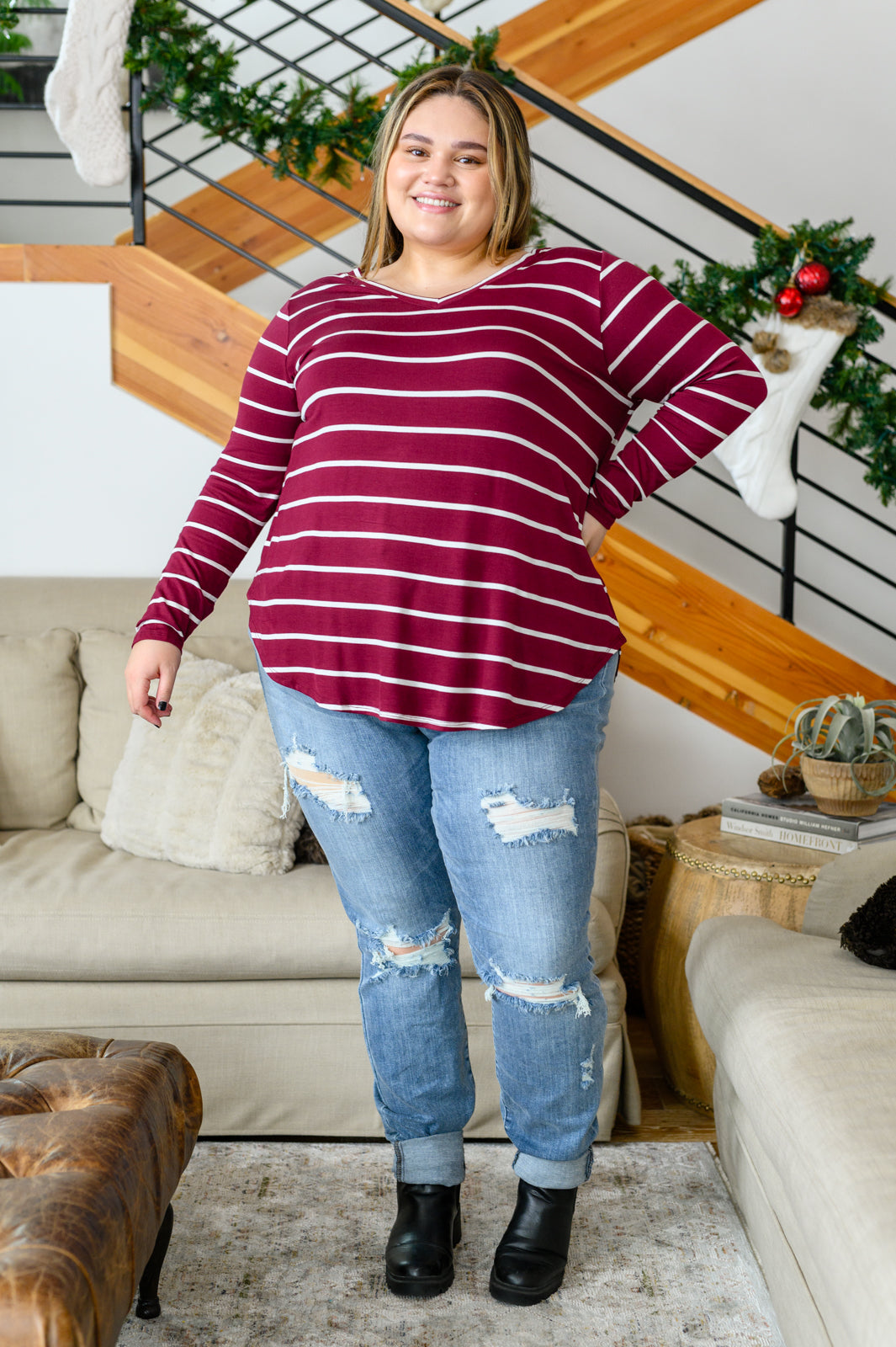 ErikaStripedV-NeckLongSleeveTopinBurgundy8
