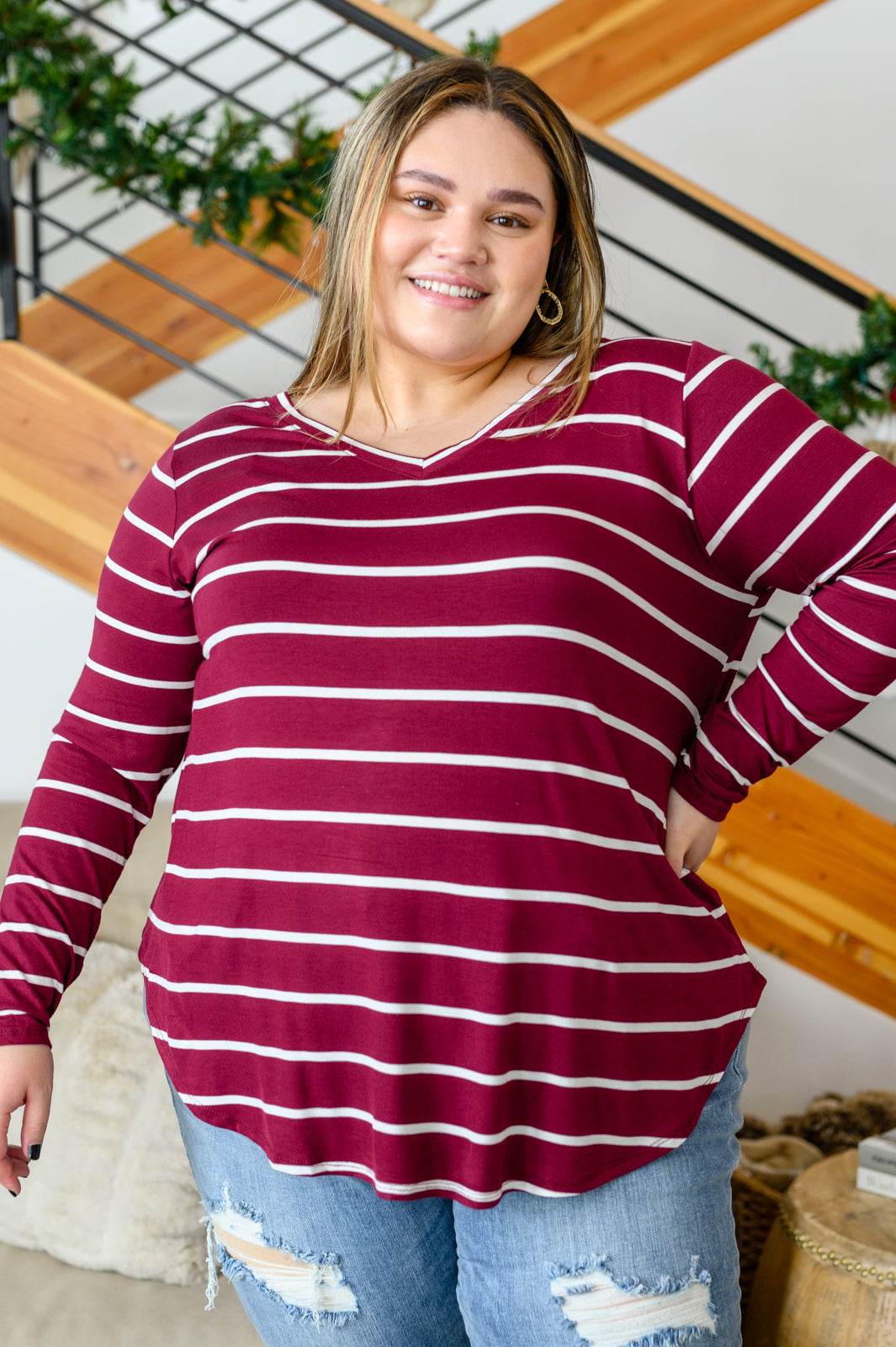 ErikaStripedV-NeckLongSleeveTopinBurgundy9