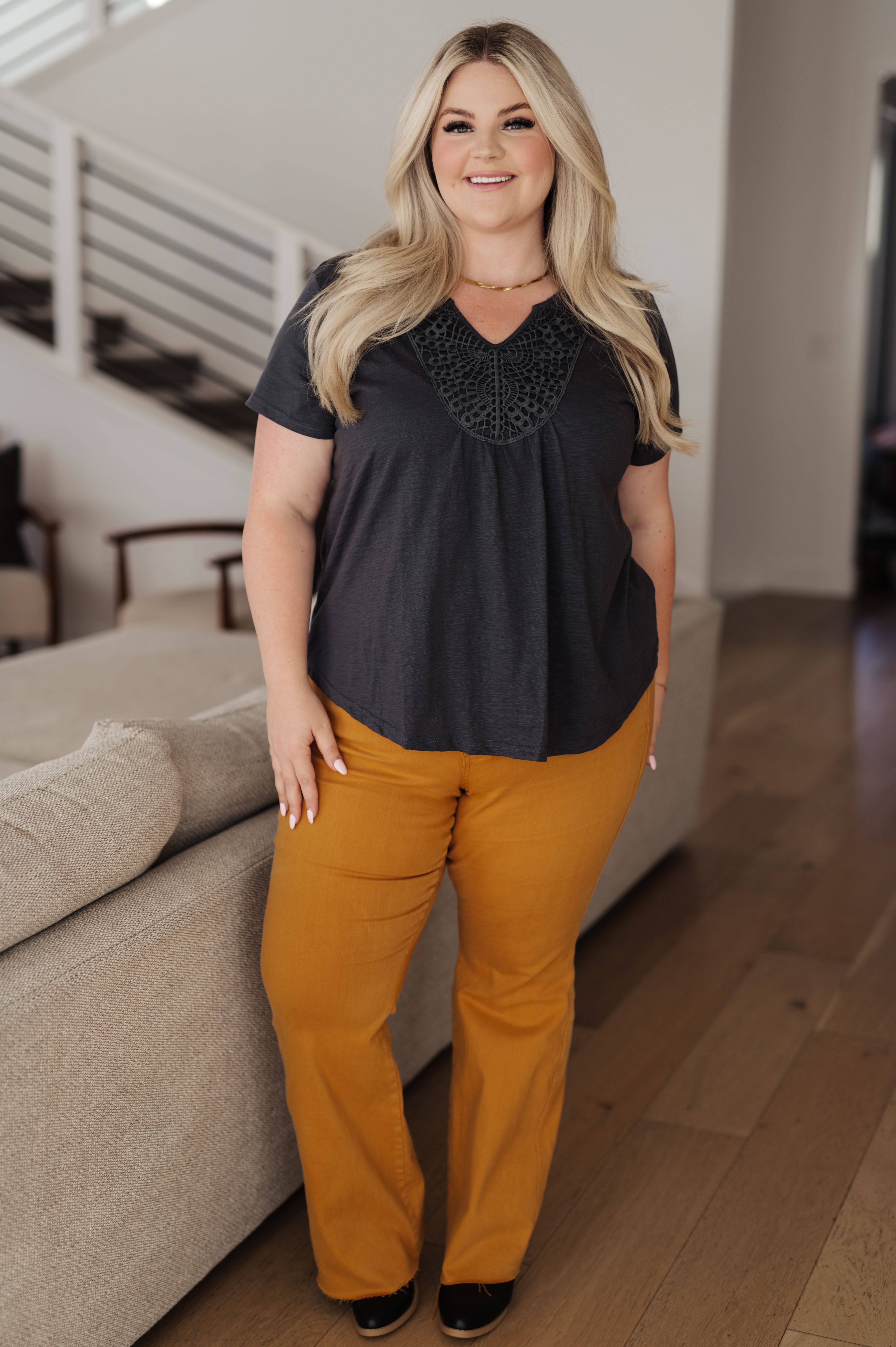 IntheDetailCrochetedAccentTop2