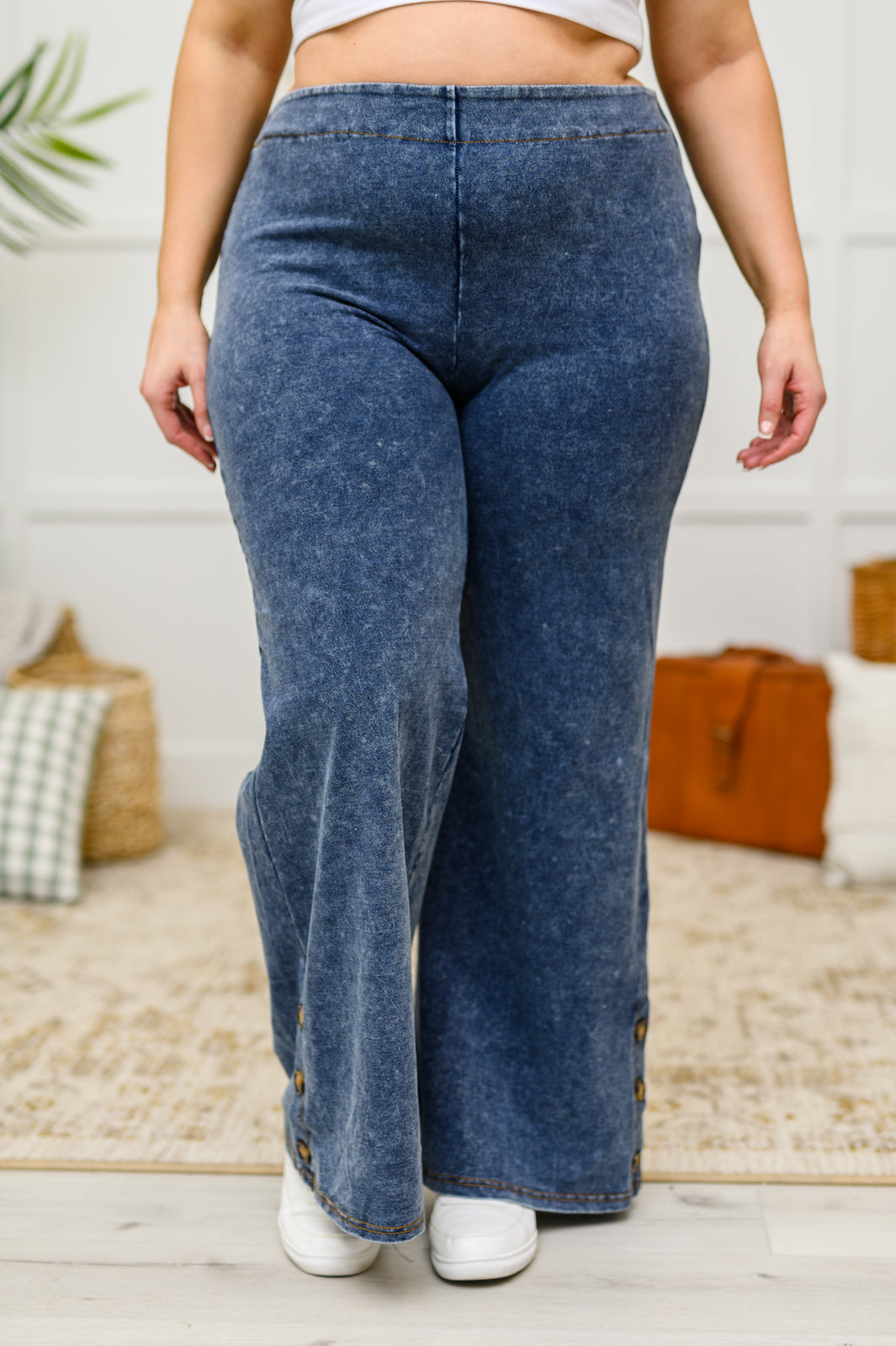 ParkCityButtonFlareJeans2