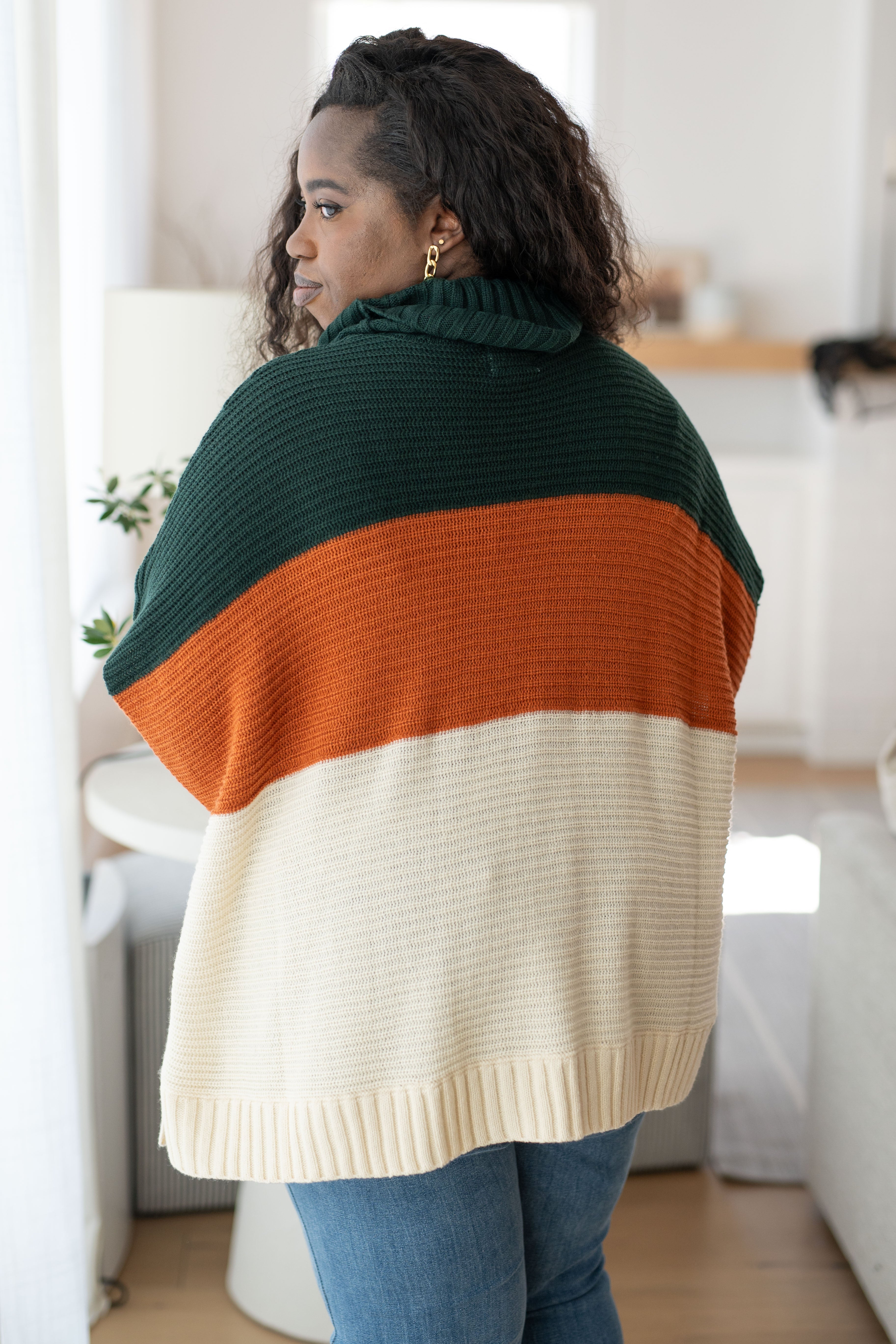 PerfectlyPromptedSleevelessTurtleneckSweater-31