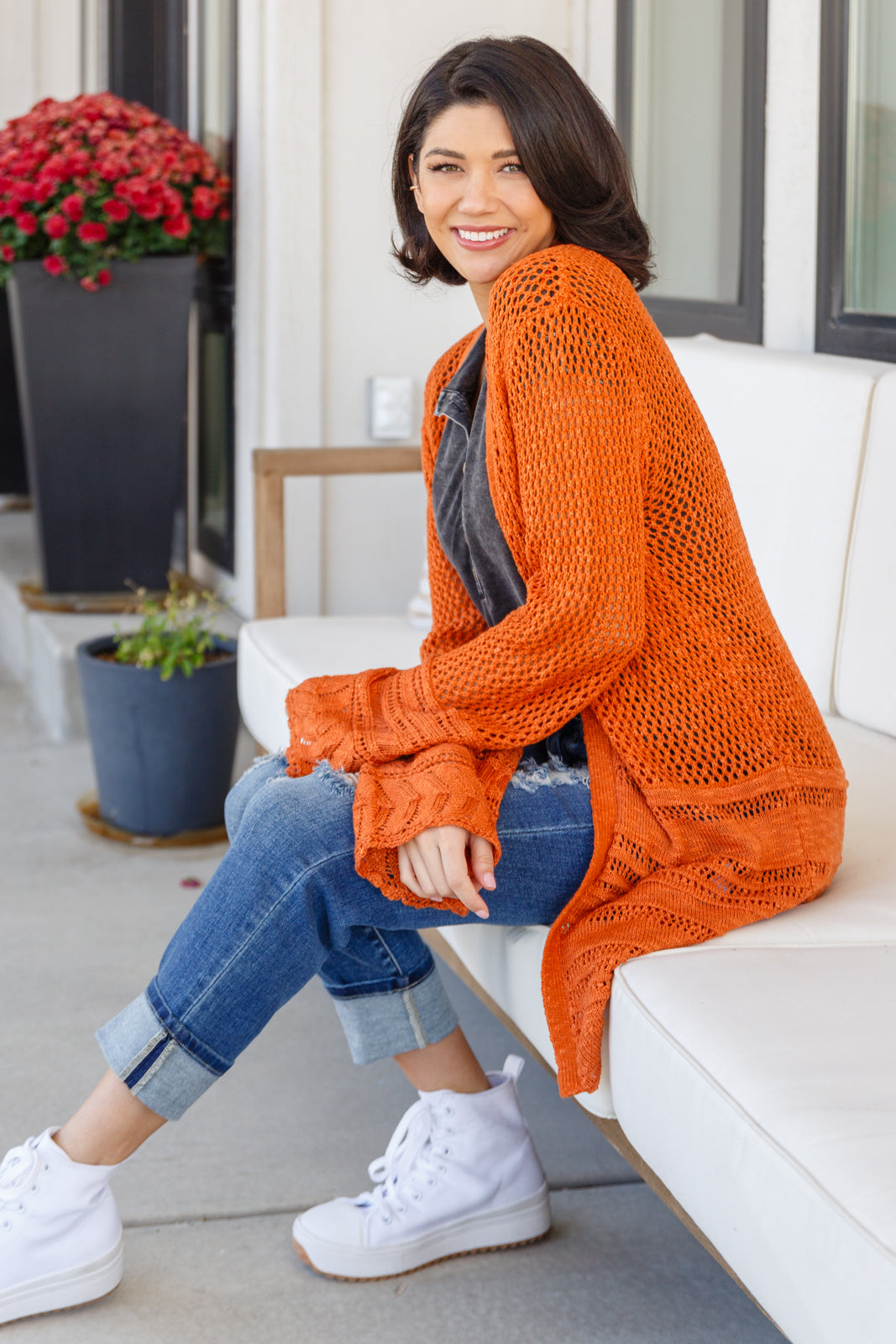 She_sAlrightMineralWashSleevelessHenley16_c1f43a14-7e0a-46f9-be78-9cd0985452bc