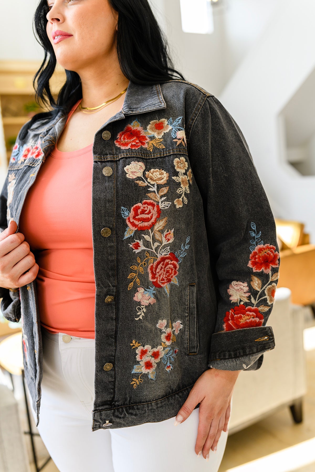 TTYLJacketinBlackDenim6_aaecfa82-5486-4811-b98c-7910f5410f81
