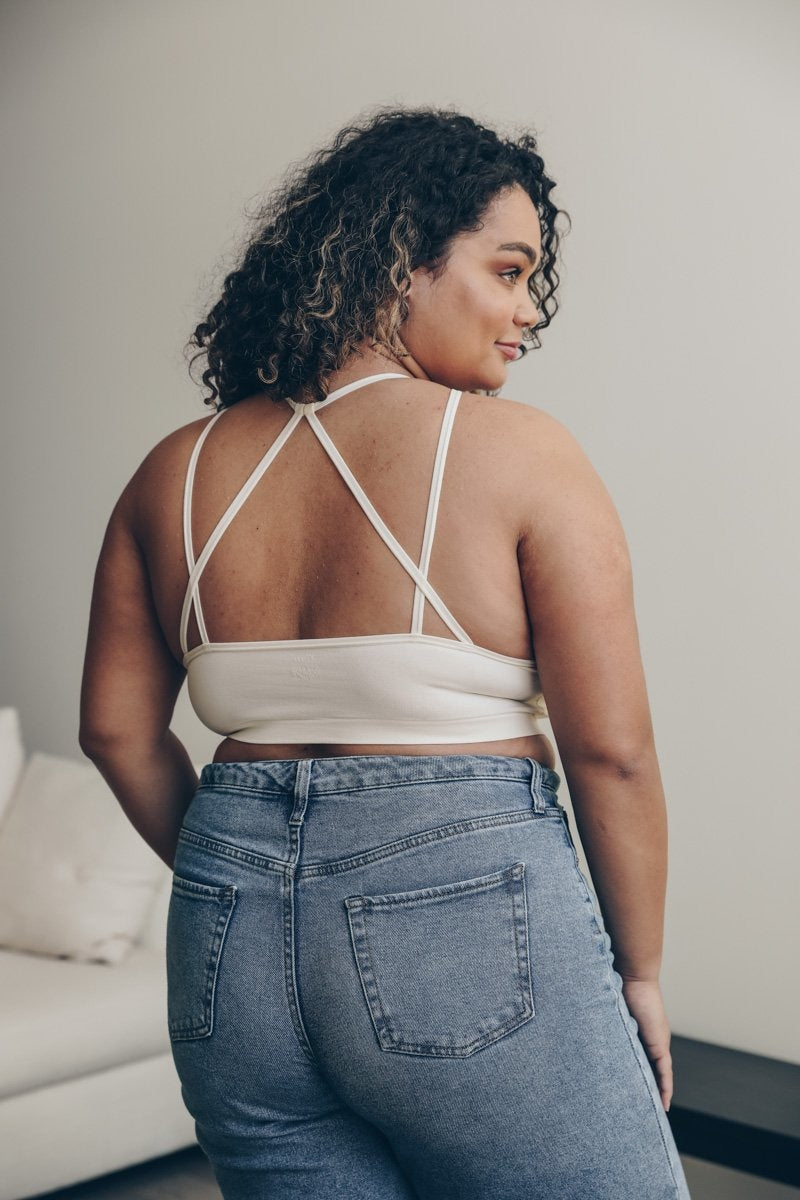 plus-cutout-seamless-bralette-leto-collection-930-3